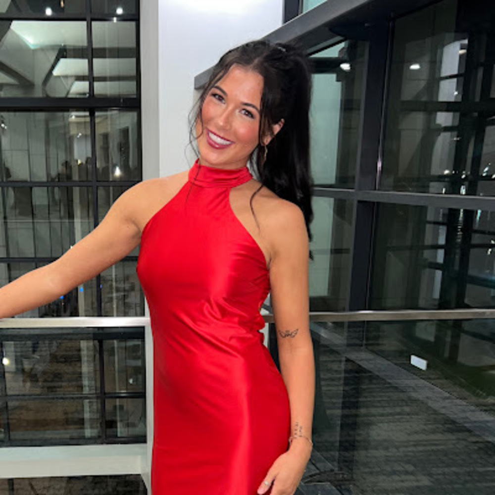 Meet your Posher, Hannah